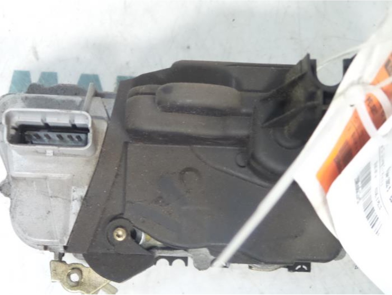 Peugeot - 307 - Front door lock mechanism 4-door, right