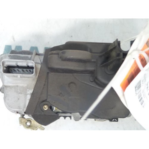 Peugeot - 307 - Front door lock mechanism 4-door, right