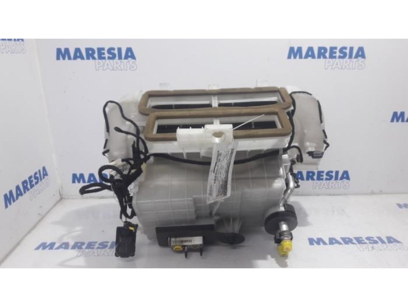 Citroen - C4 Picasso - Heater housing