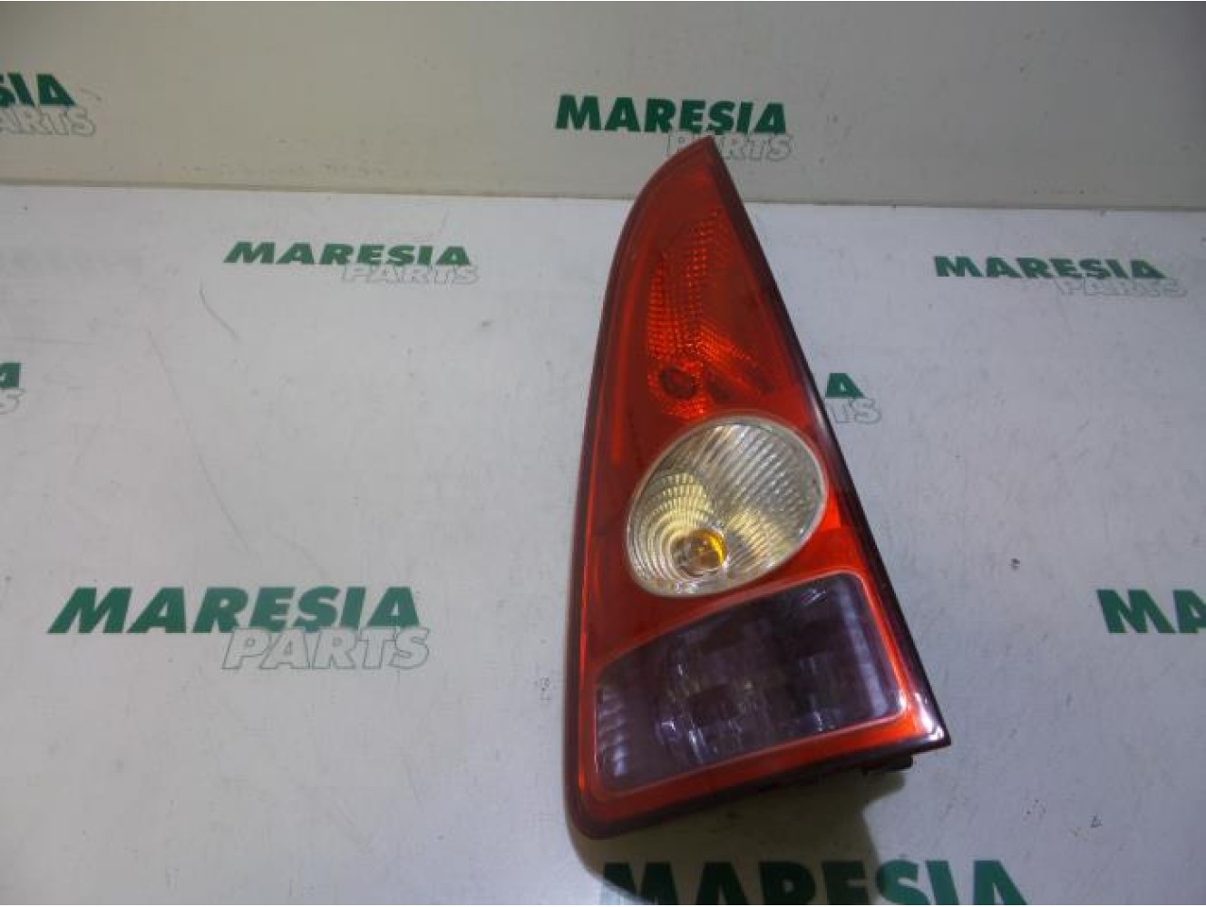 Renault - Espace - Achterlicht links