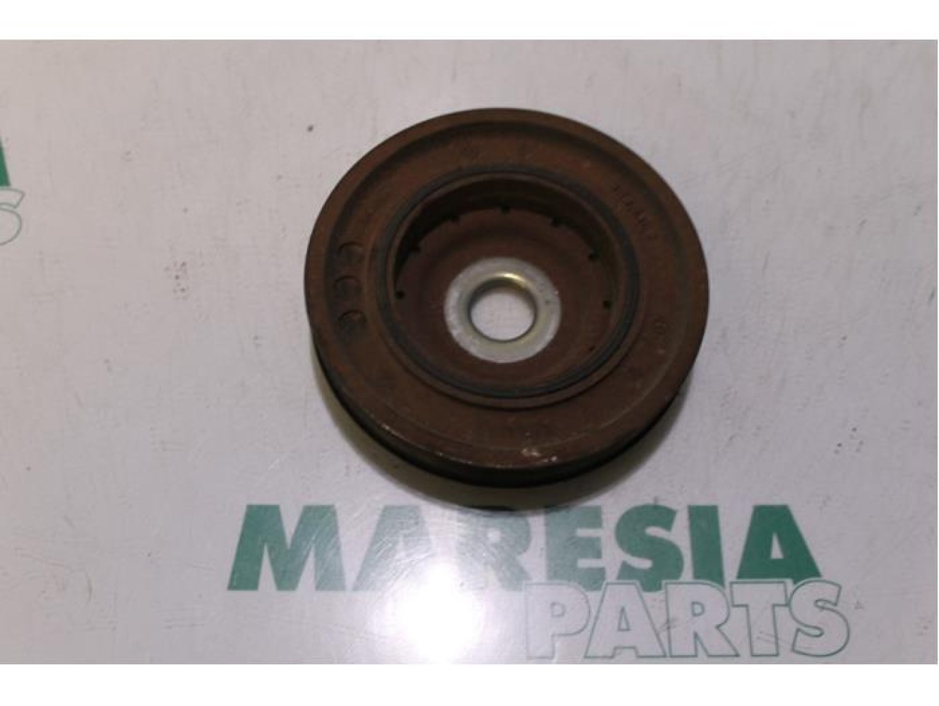 Renault - Megane Scenic - Crankshaft pulley