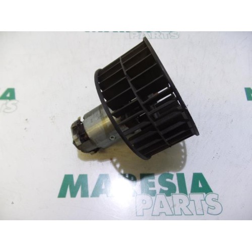 Renault - Kangoo - Heating and ventilation fan motor