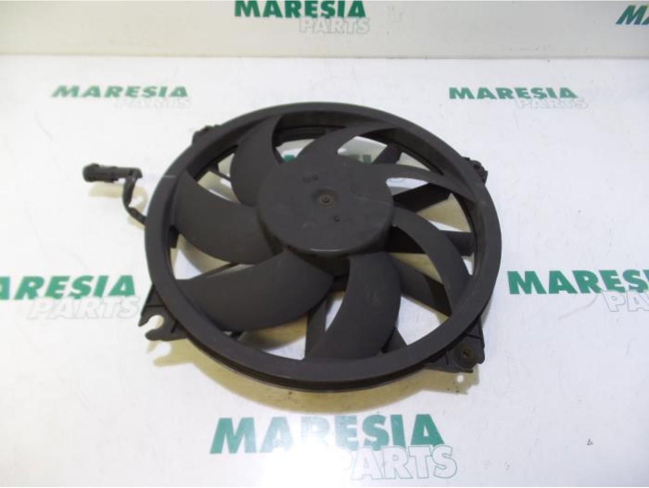 Peugeot - Partner - Fan motor