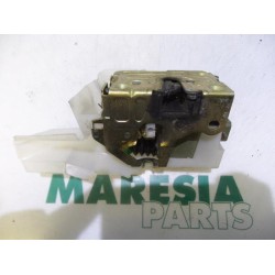 Renault - Clio - Front door lock mechanism 4-door, right