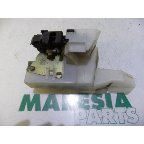 Renault - Clio - Front door lock mechanism 4-door, right