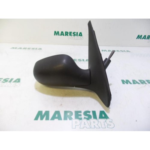 Renault - Clio - Wing mirror, right