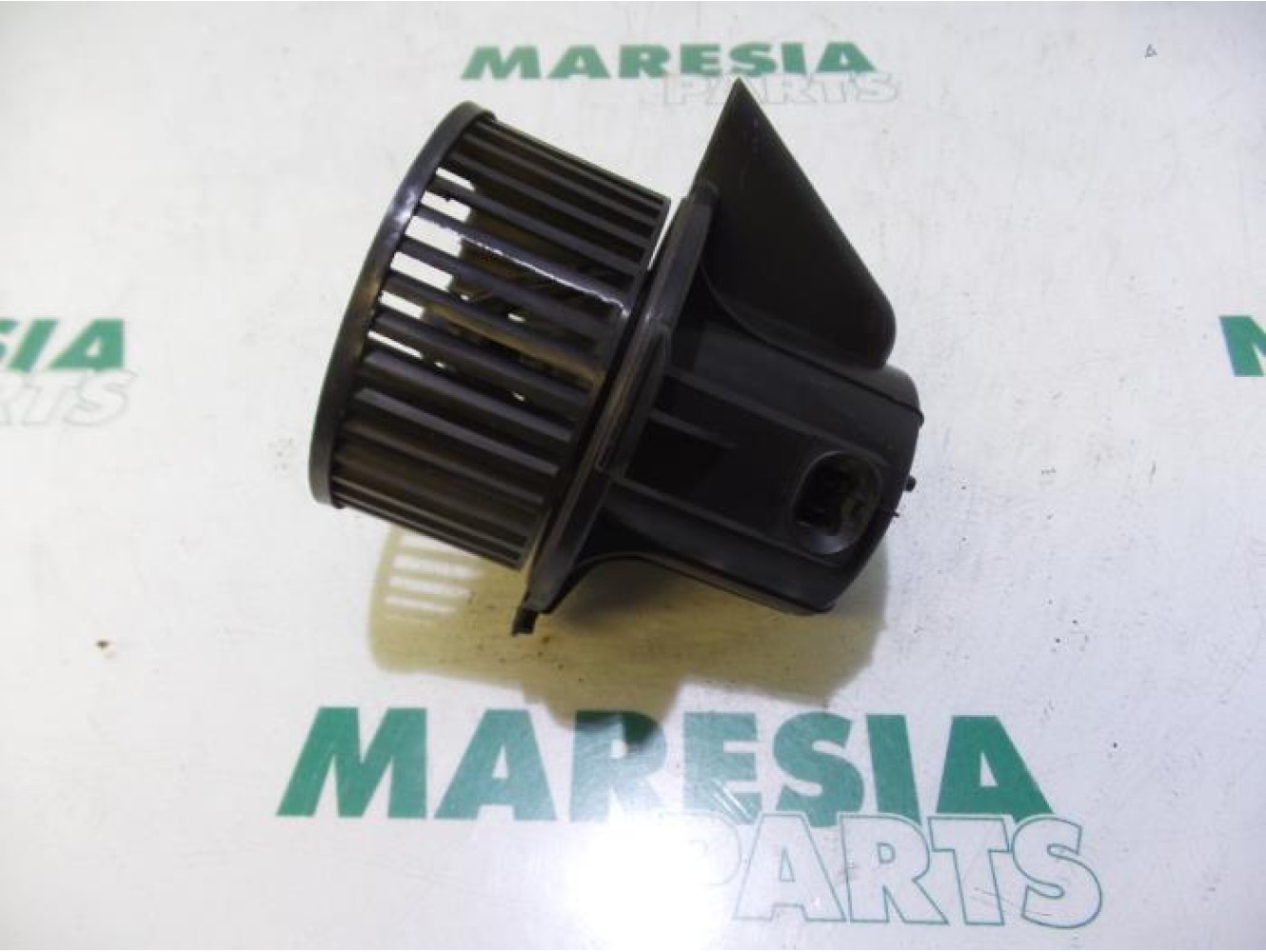 Citroen - C4 - Heating and ventilation fan motor
