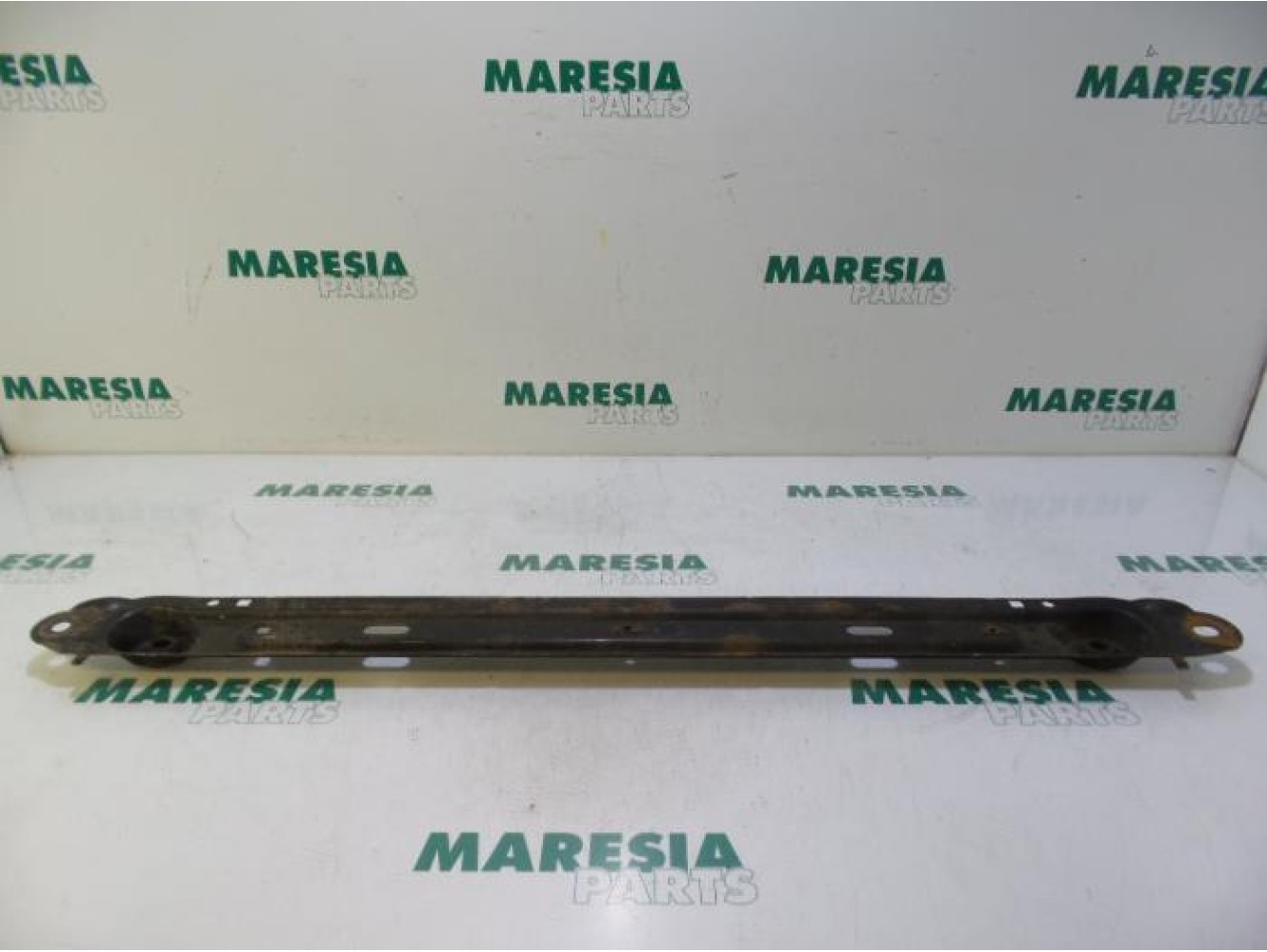 Citroen - C4 - Radiator bar