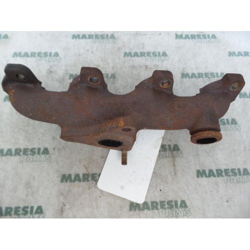 Renault - Clio - Exhaust manifold