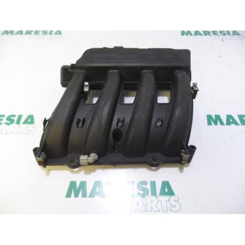 Renault - Clio - Intake manifold