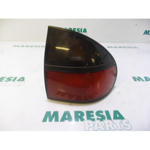 Renault - Laguna - Taillight, right