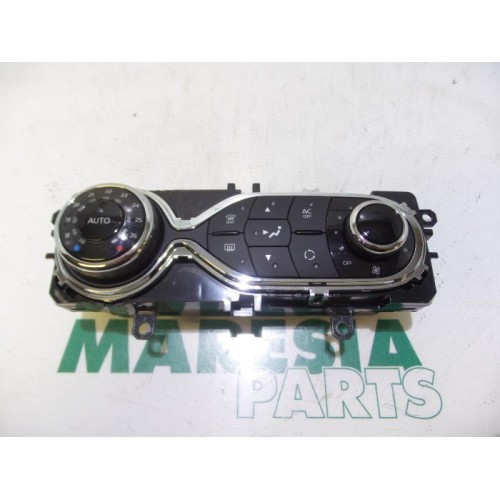 Renault - Captur - Heater control panel
