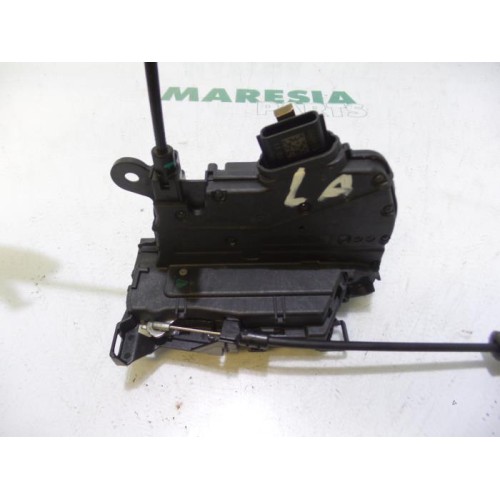 Renault - Captur - Rear door lock mechanism 4-door, left