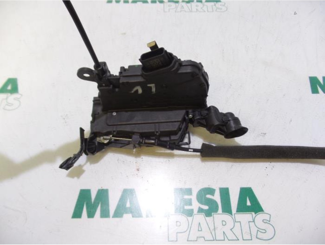 Renault - Captur - Door lock mechanism 4-door, front left