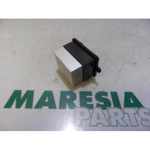 Renault - Captur - Heater resistor