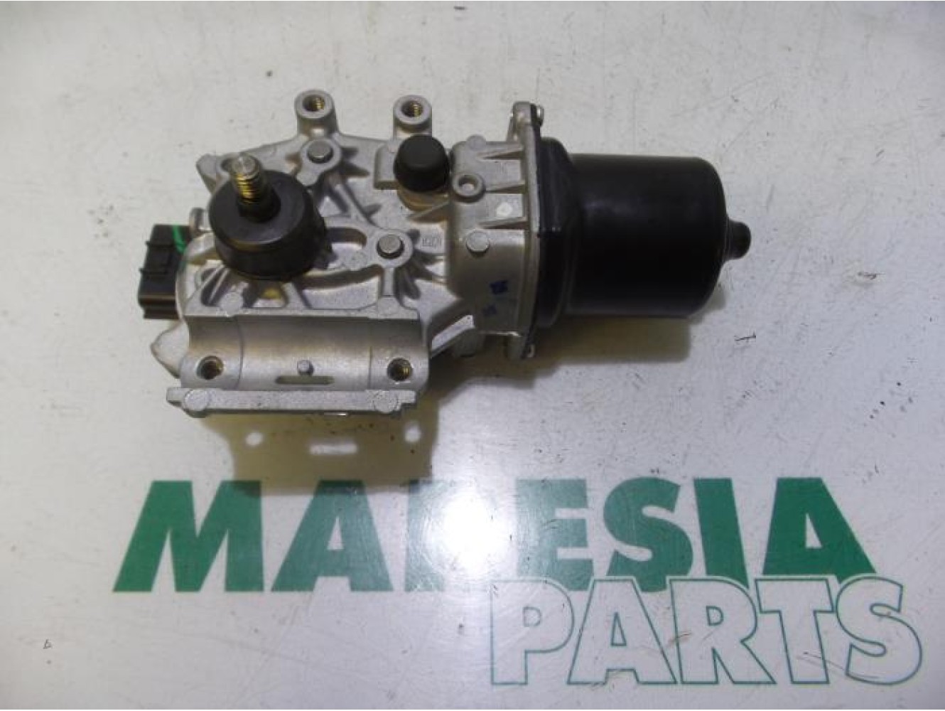Renault - Captur - Front wiper motor
