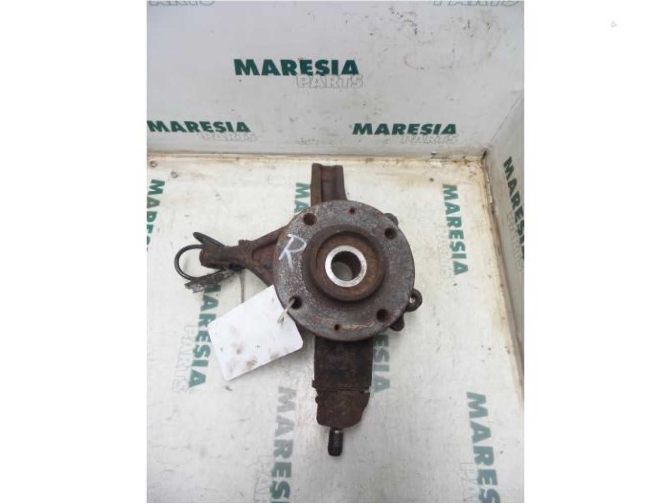 Peugeot - 307 - Knuckle, front right