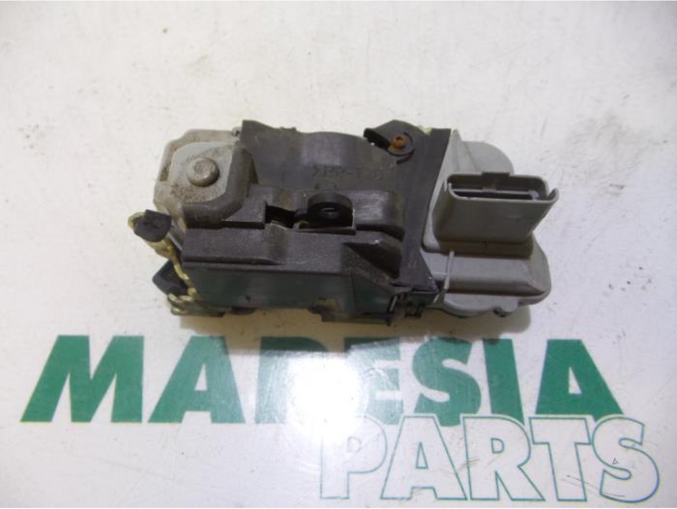 Peugeot - 307 - Front door lock mechanism 4-door, right