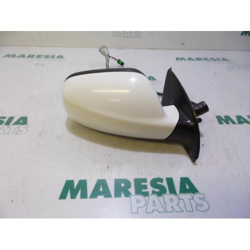 Peugeot - 307 - Wing mirror, right
