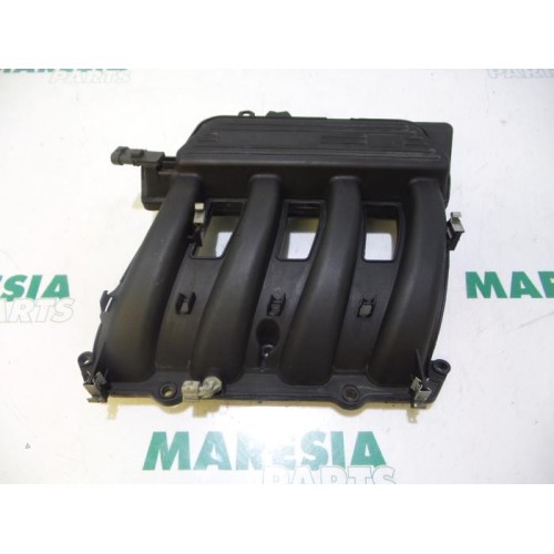Renault - Megane Scenic - Intake manifold