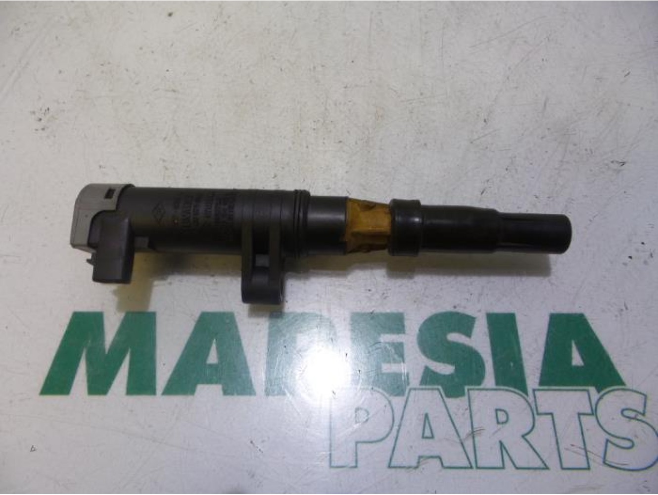 Renault - Megane Scenic - Ignition coil
