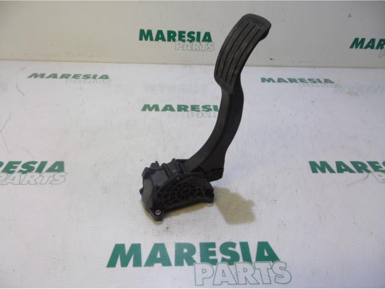 Citroen - C4 Picasso - Throttle pedal position sensor