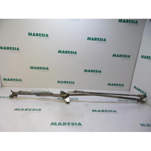 Peugeot - 307 - Wiper mechanism