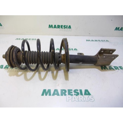 Peugeot - 307 - Front shock absorber rod, right