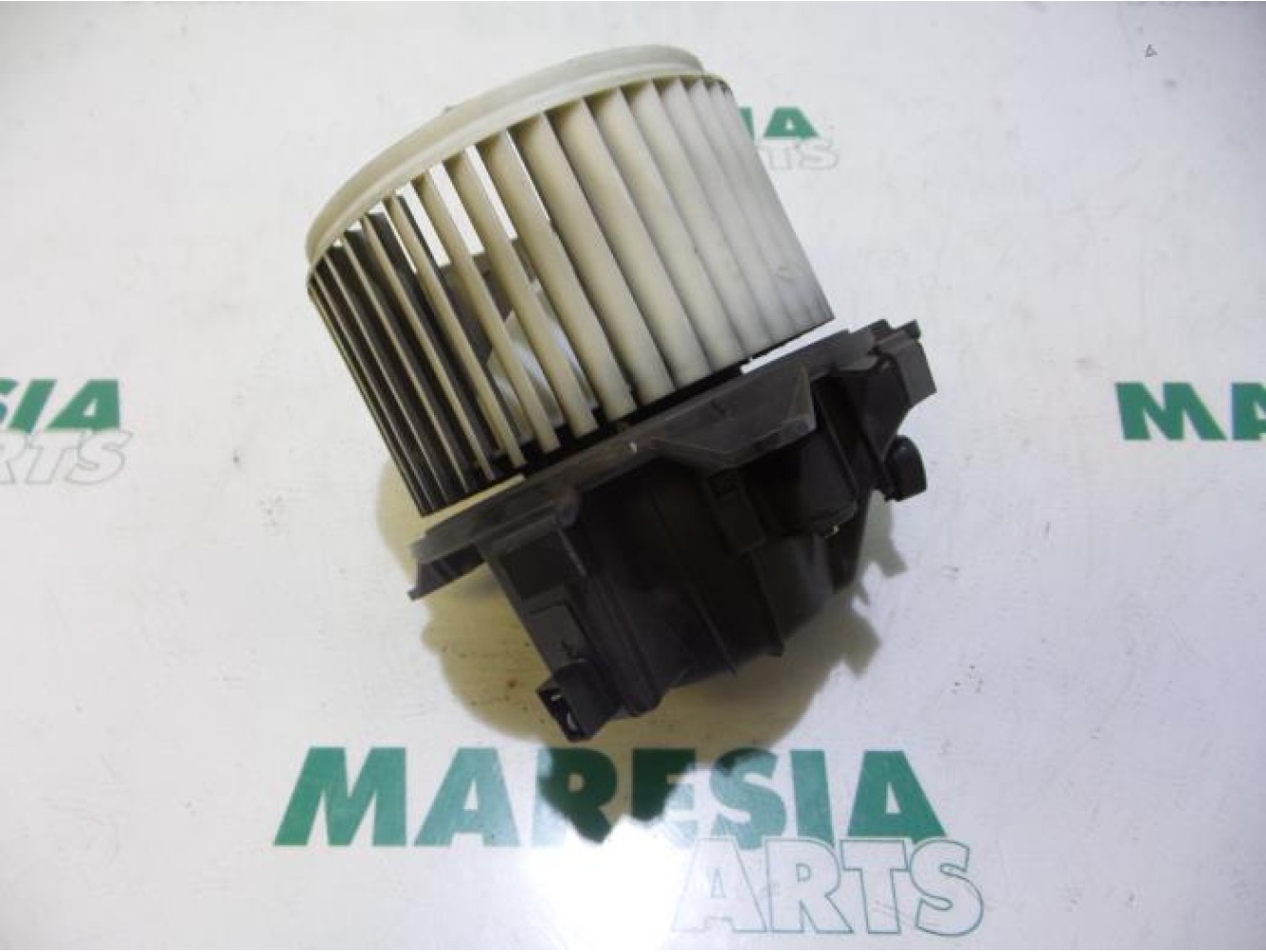 Fiat - Stilo - Heating and ventilation fan motor