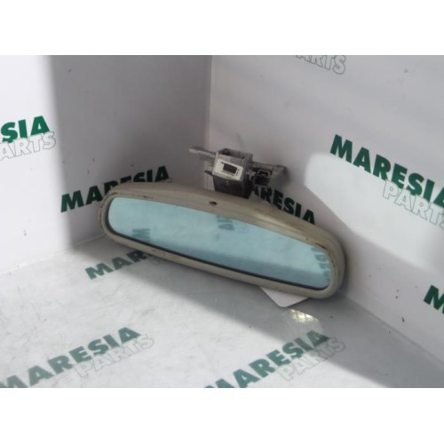 Renault - Megane Scenic - Rear view mirror