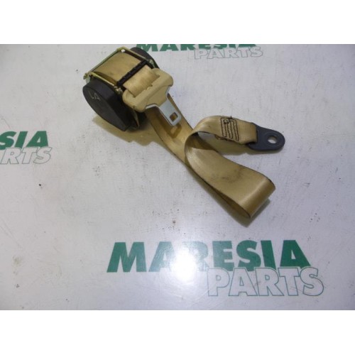Peugeot - 407 - Sicherheitsgurt links hinten