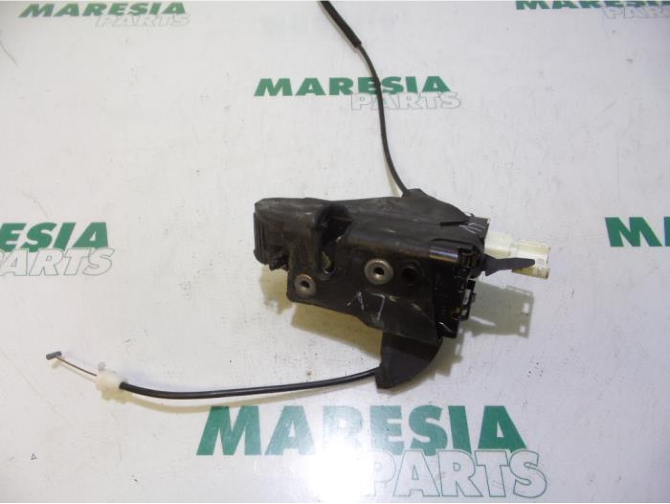 Peugeot - 407 - Door lock mechanism 4-door, front left