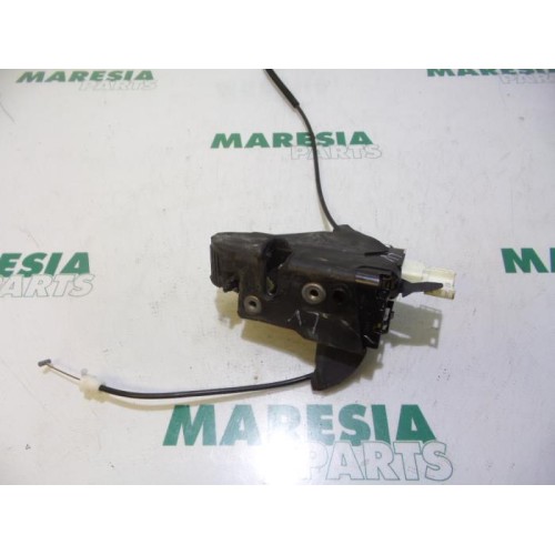 Peugeot - 407 - Door lock mechanism 4-door, front left