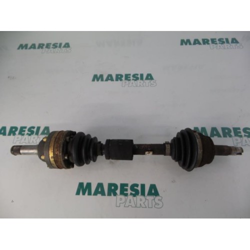 Alfa Romeo - 147 - Antriebswelle links vorne