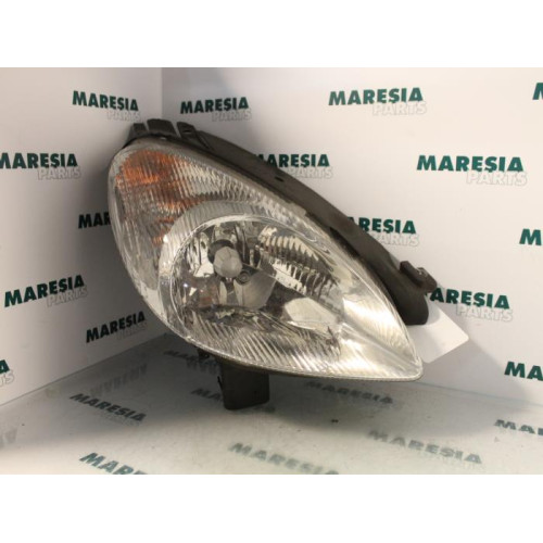 Citroen - Picasso - Headlight, right