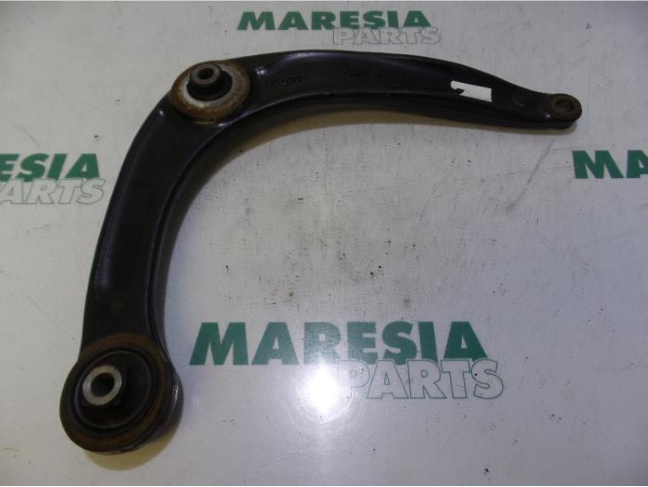 Citroen - Berlingo - Front lower wishbone, right