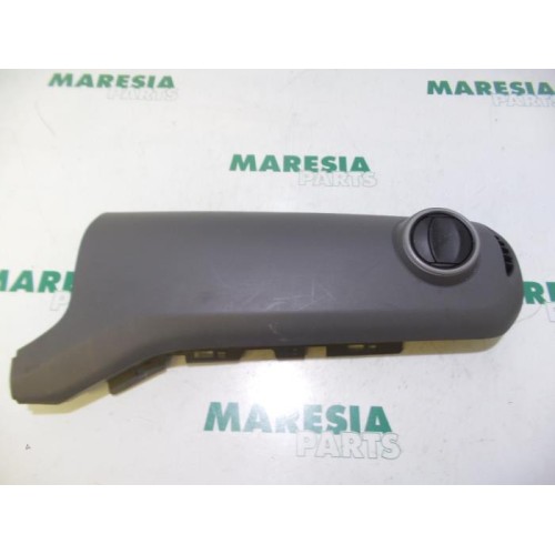 Citroen - Berlingo - Airbag rechts (Dashboard)