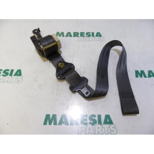 Renault - Clio - Front seatbelt, right