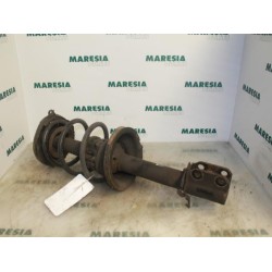 Renault - Megane Scenic - Front shock absorber rod, right