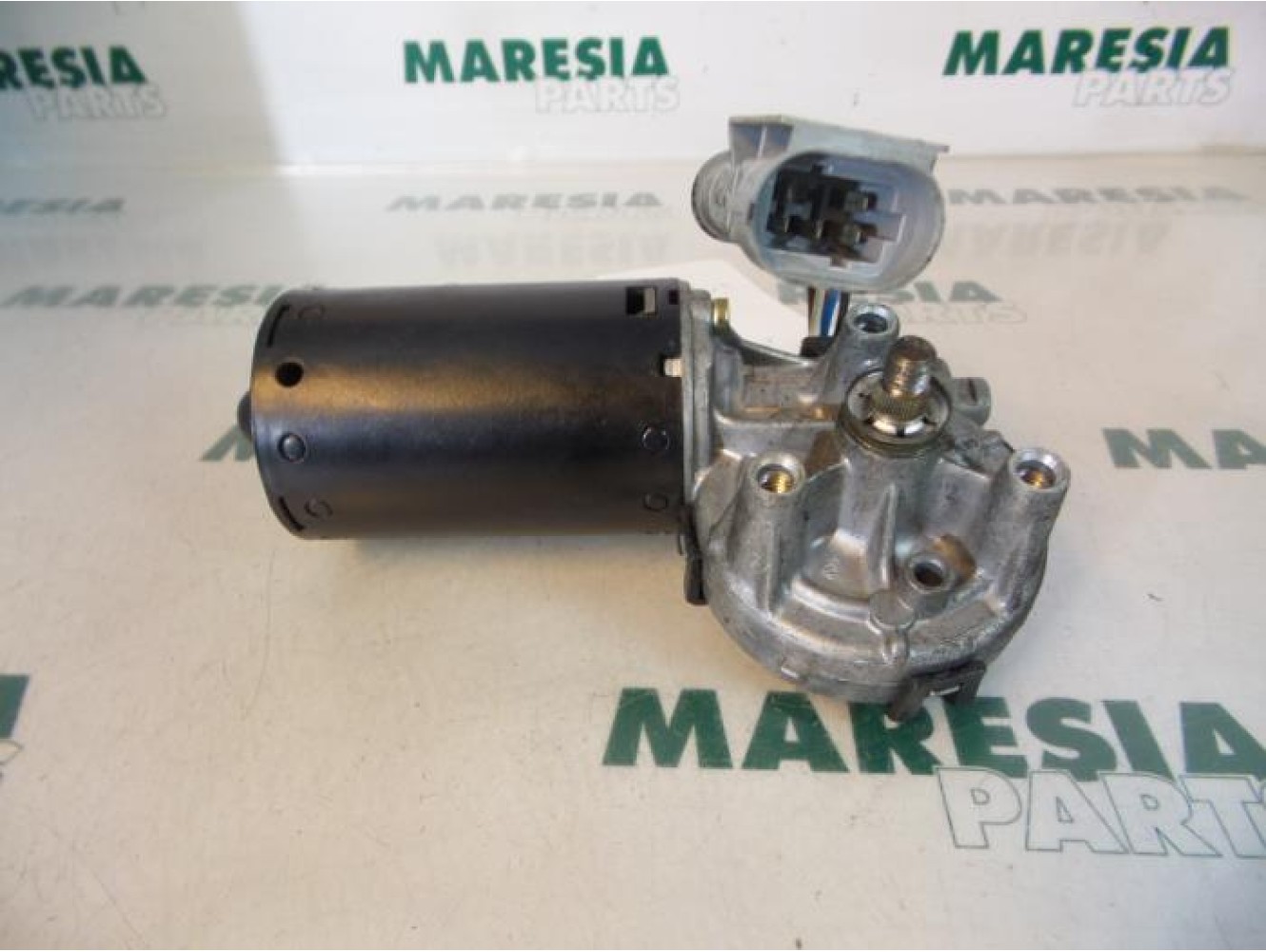 Renault - Megane Scenic - Front wiper motor