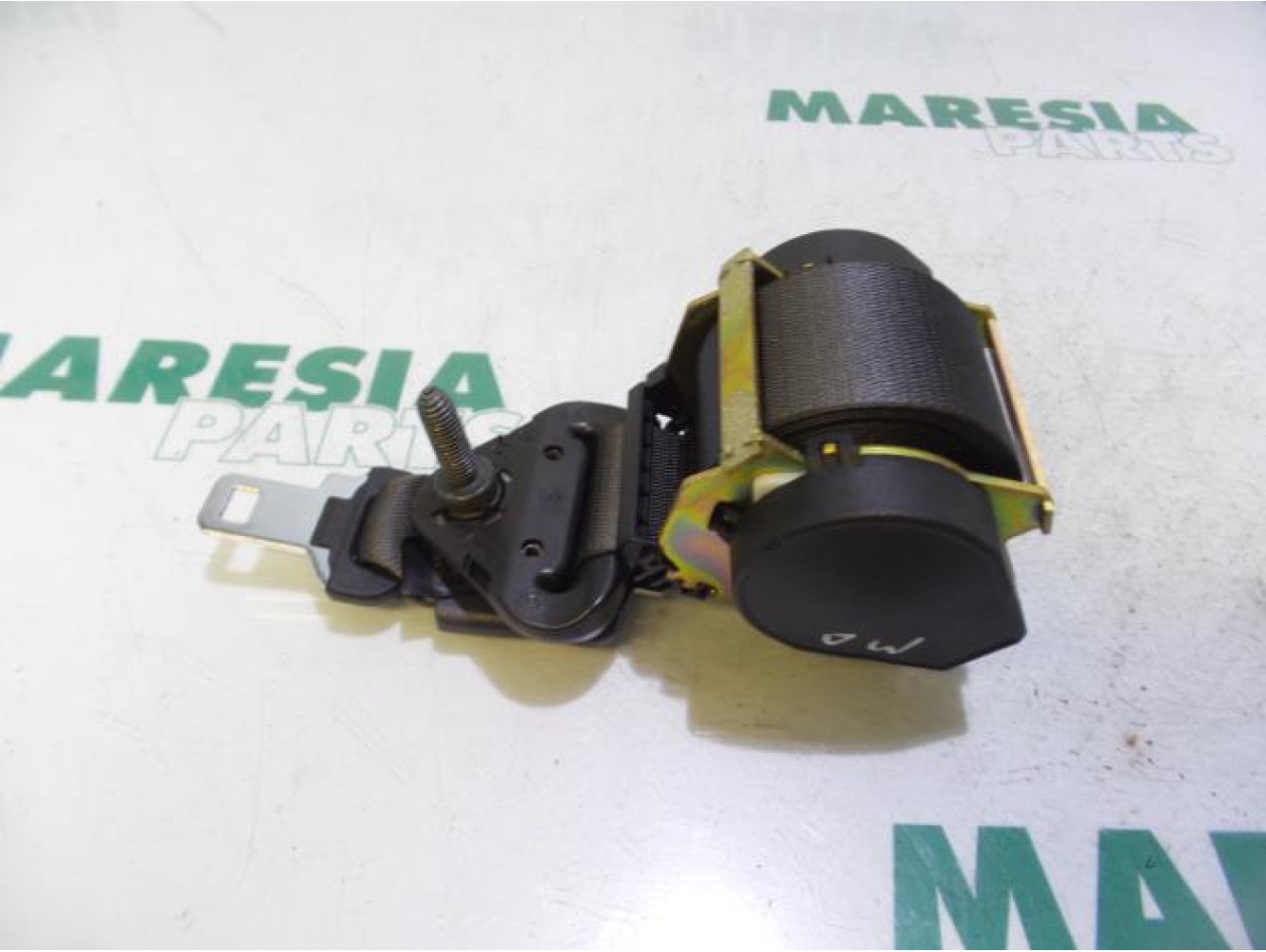 Renault - Megane Scenic - Rear seatbelt, centre