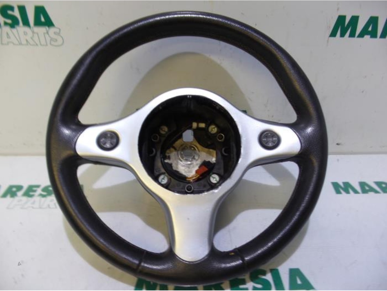 Alfa Romeo - 159 - Volant