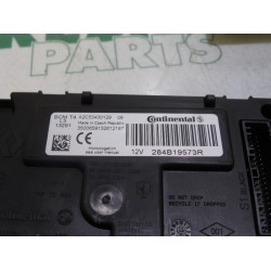 Renault - Clio - Engine management computer