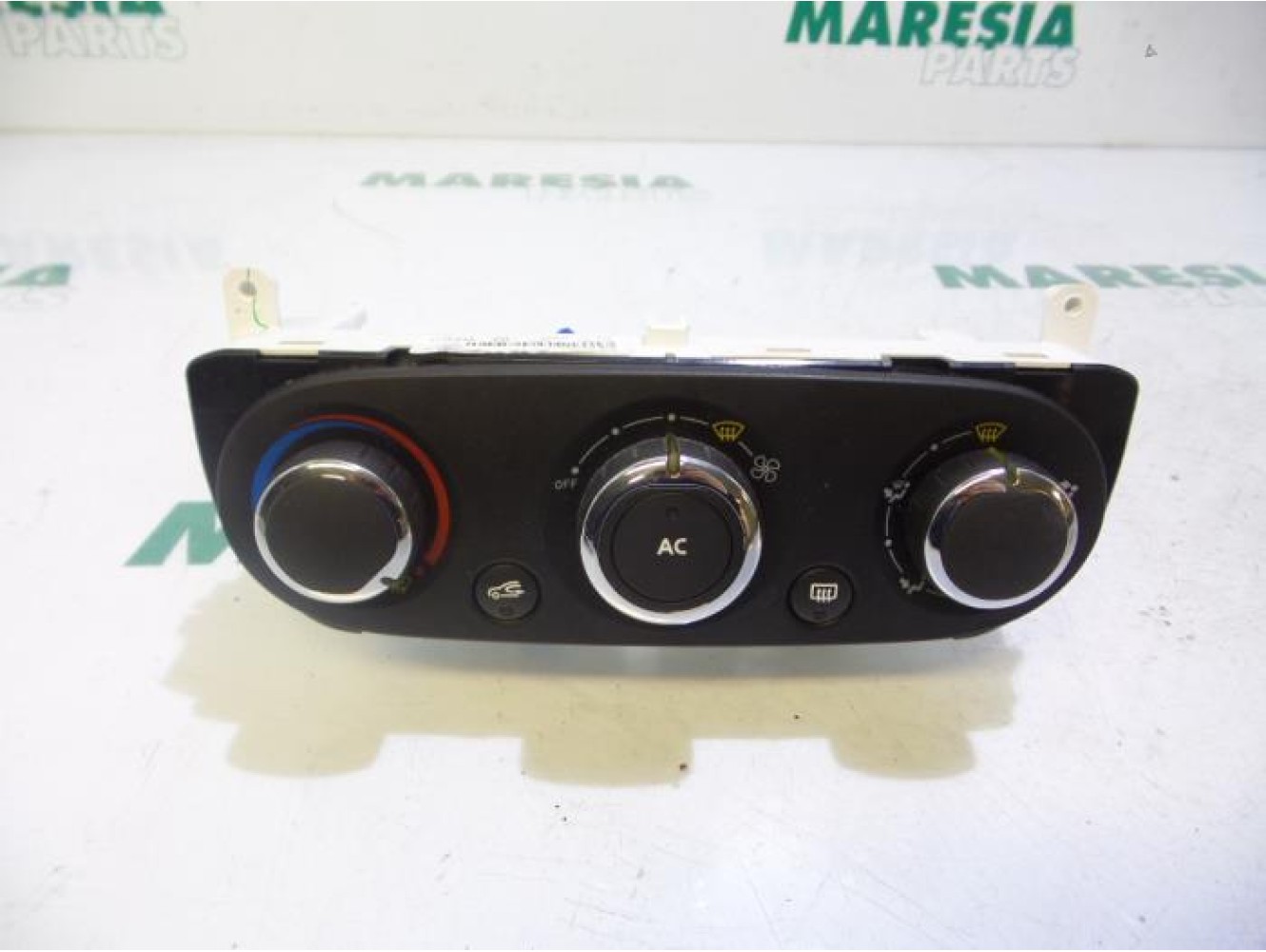 Renault - Clio - Heater control panel