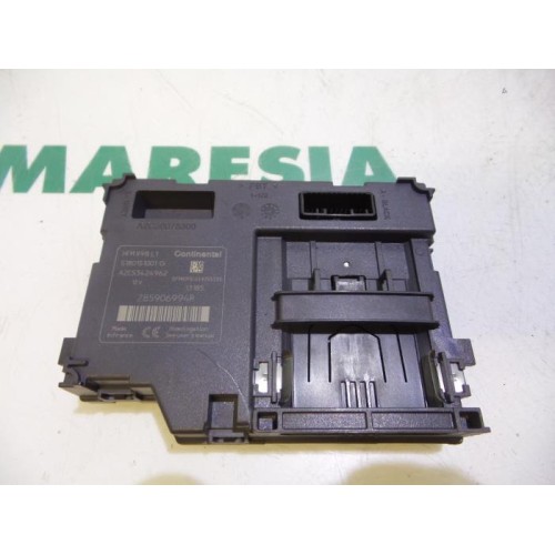 Renault - Clio - Card reader (lock)