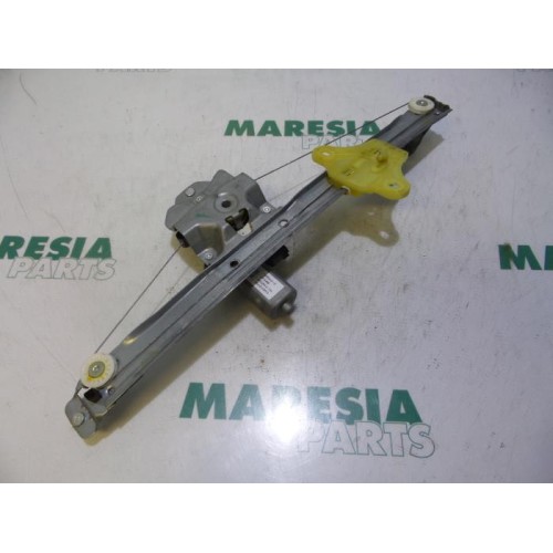 Renault - Clio - Window mechanism 4-door, front right
