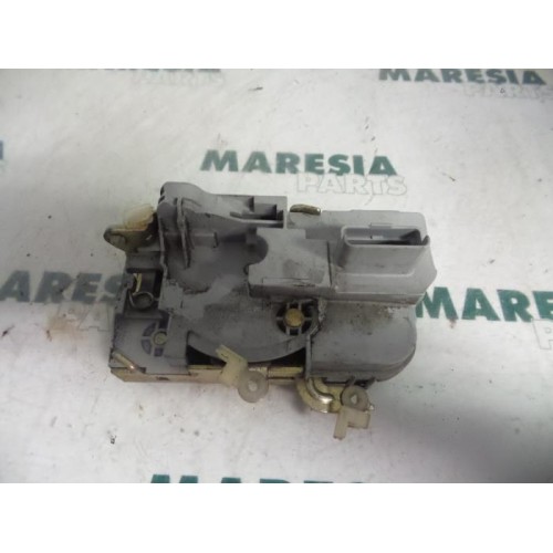 Citroen - C5 - Door lock mechanism 4-door, front left