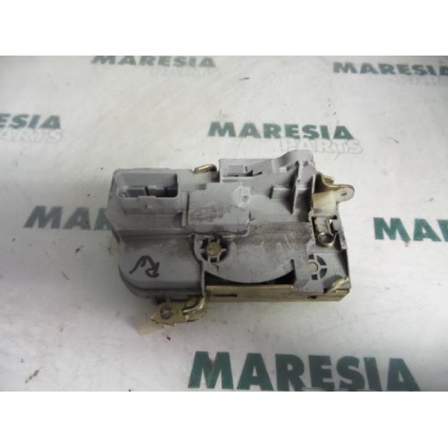 Citroen - C5 - Front door lock mechanism 4-door, right