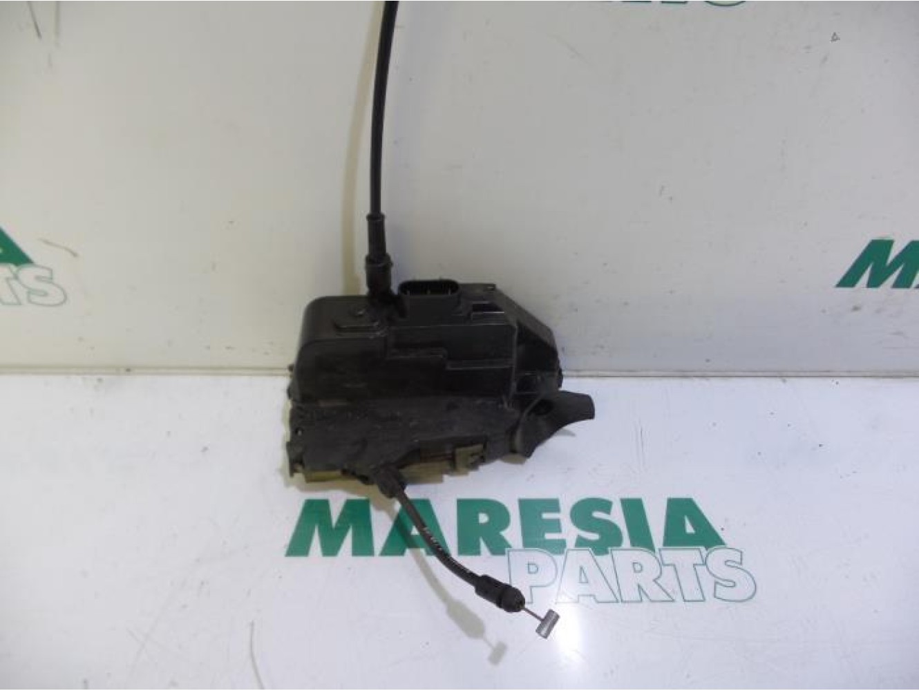 Renault - Megane Scenic - Door lock mechanism 4-door, front left