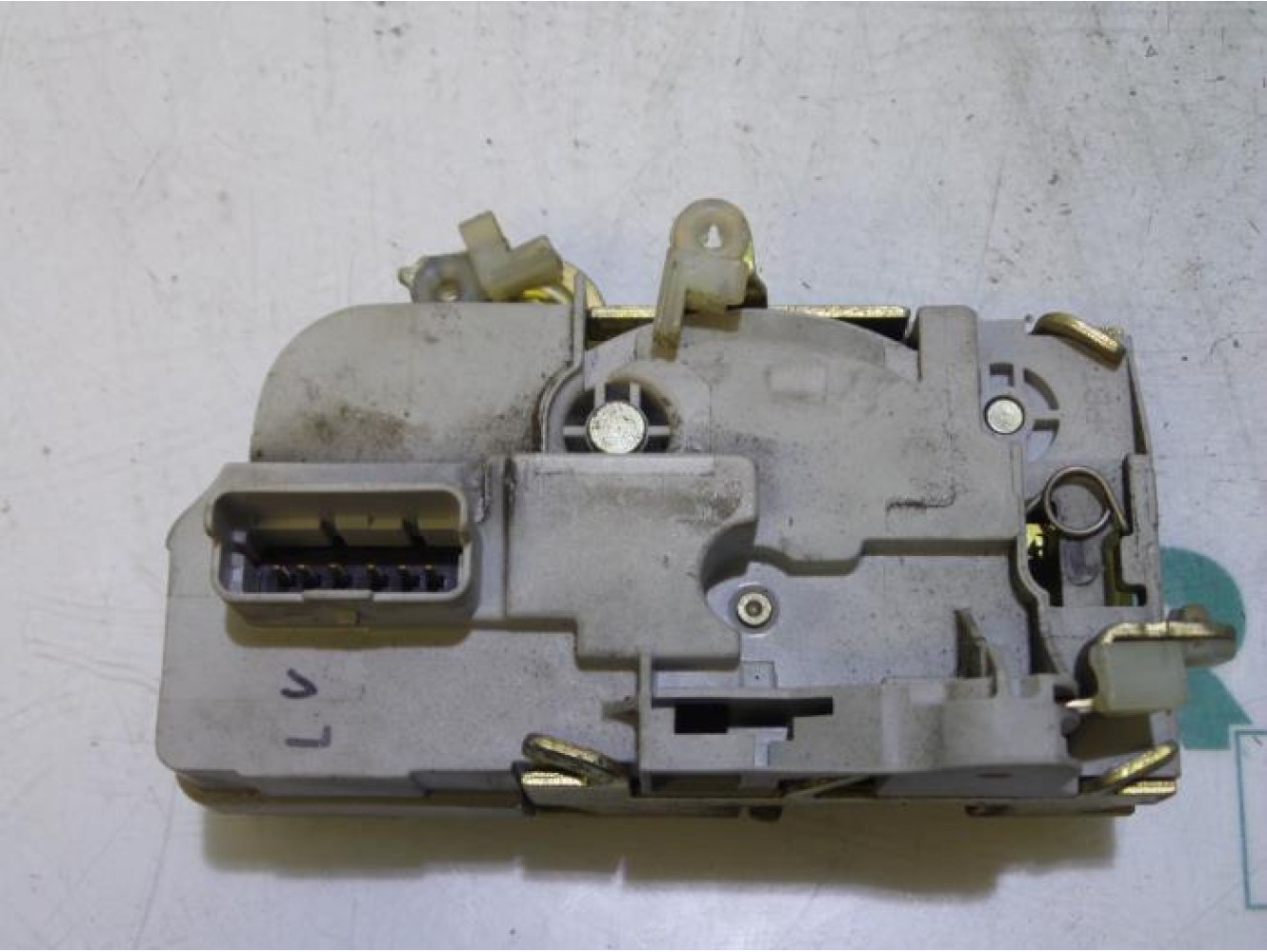 Citroen - C5 - Door lock mechanism 4-door, front left